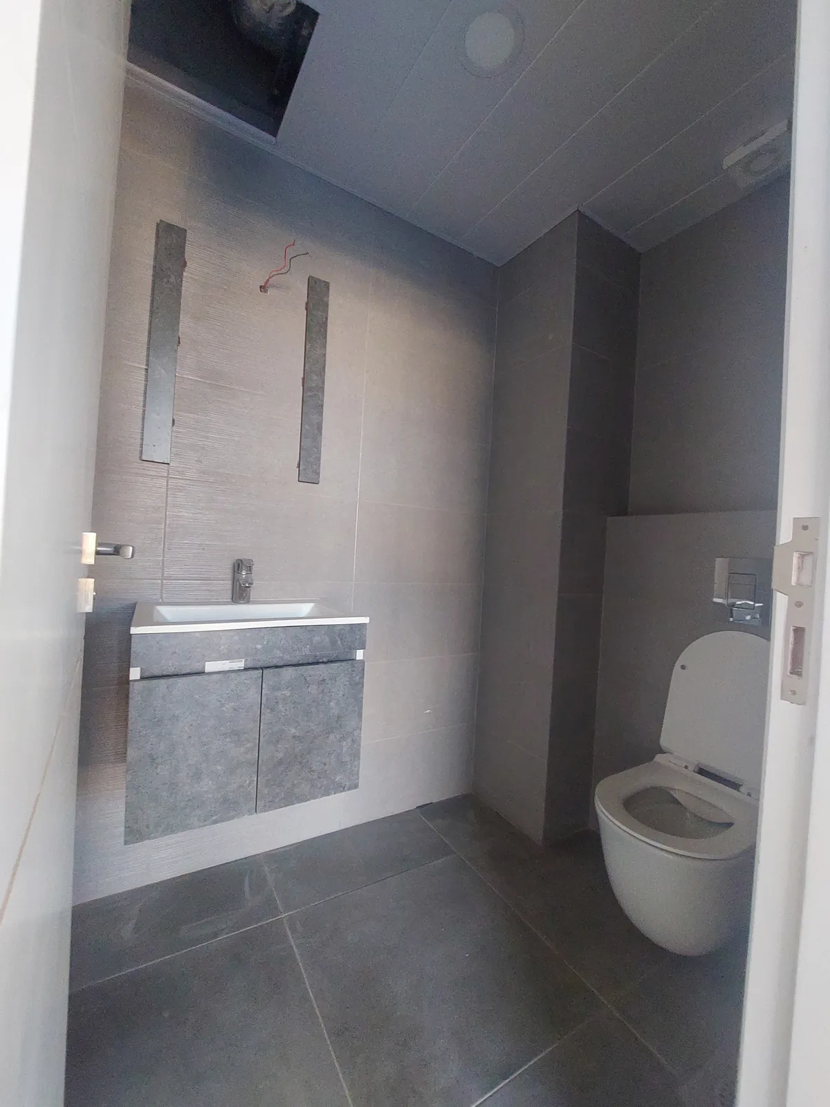 Prime location Brand New Office in Dbayeh, Metn — photo 5