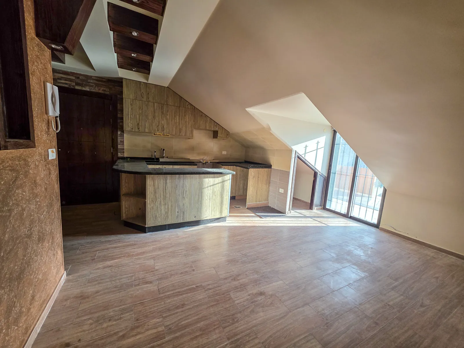 Prime Location Apartment in Aoukar, Metn + Terrace — photo 3