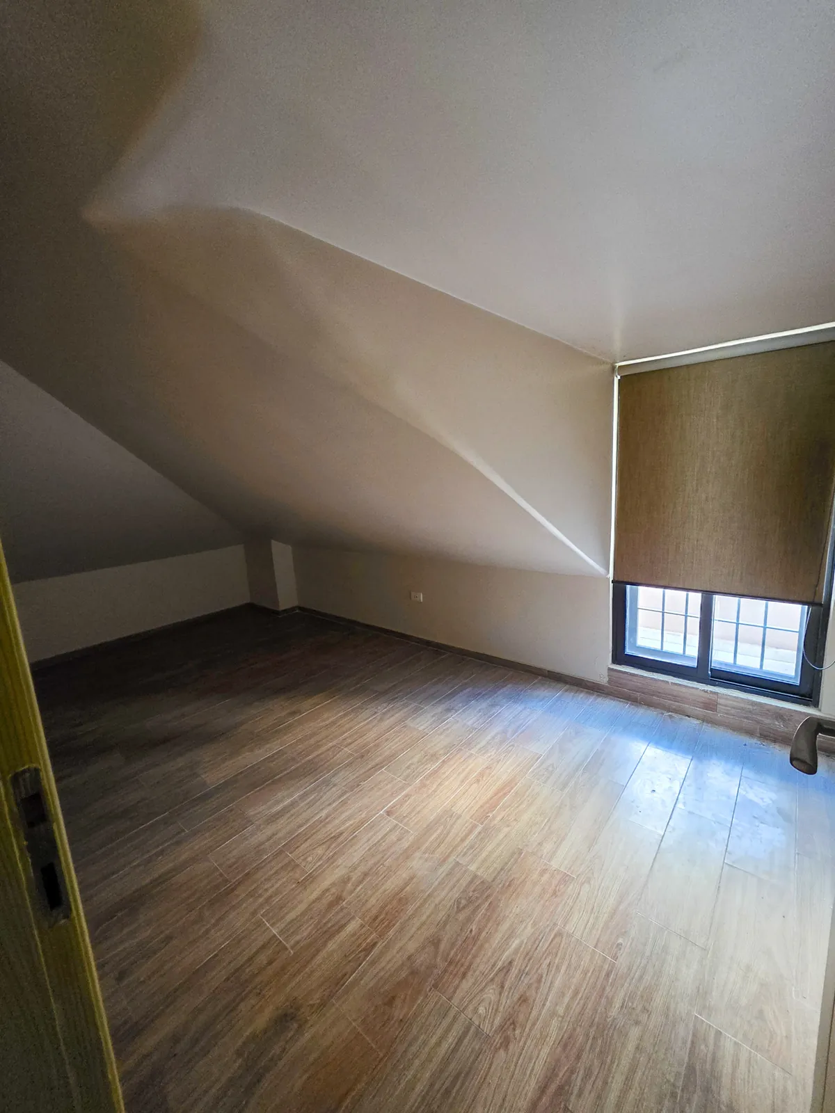 Prime Location Apartment in Aoukar, Metn + Terrace — photo 5