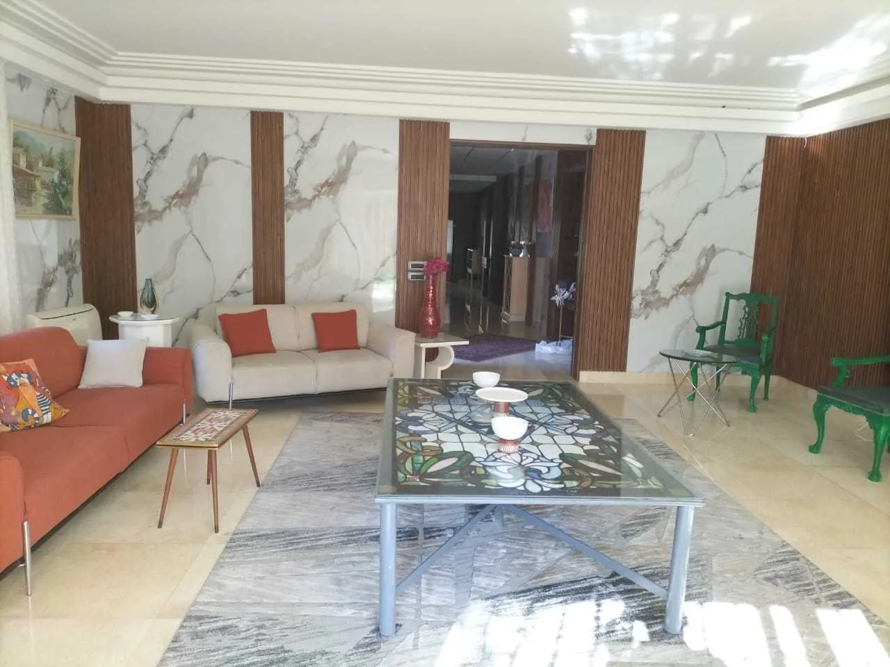 Villa in Hazmieh, Baabda with Breathtaking Panoramic Calm View — الصورة 5