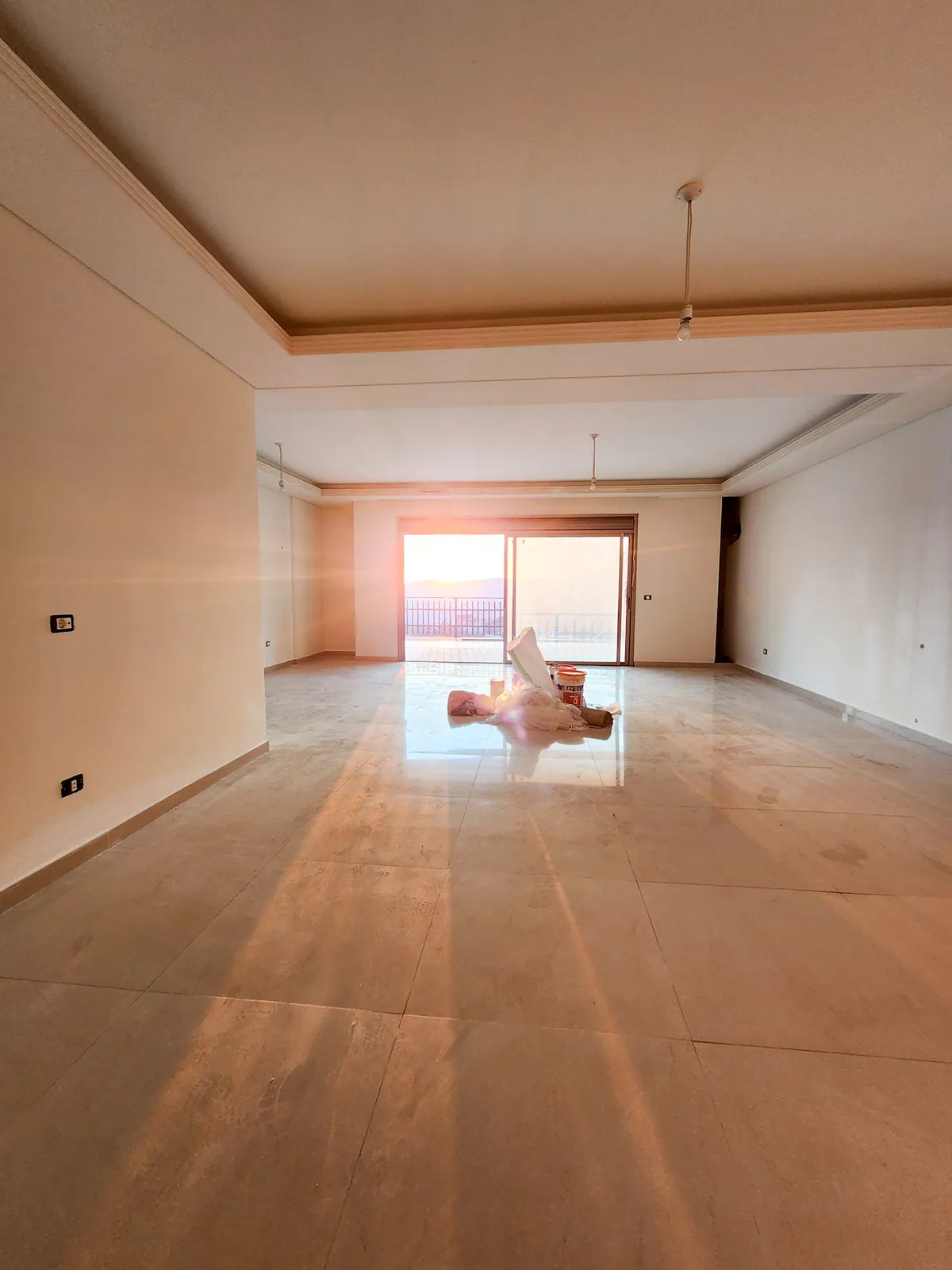 Apartment in Oyoun Broumana with Mountain & Sea View + TERRACE — photo 1
