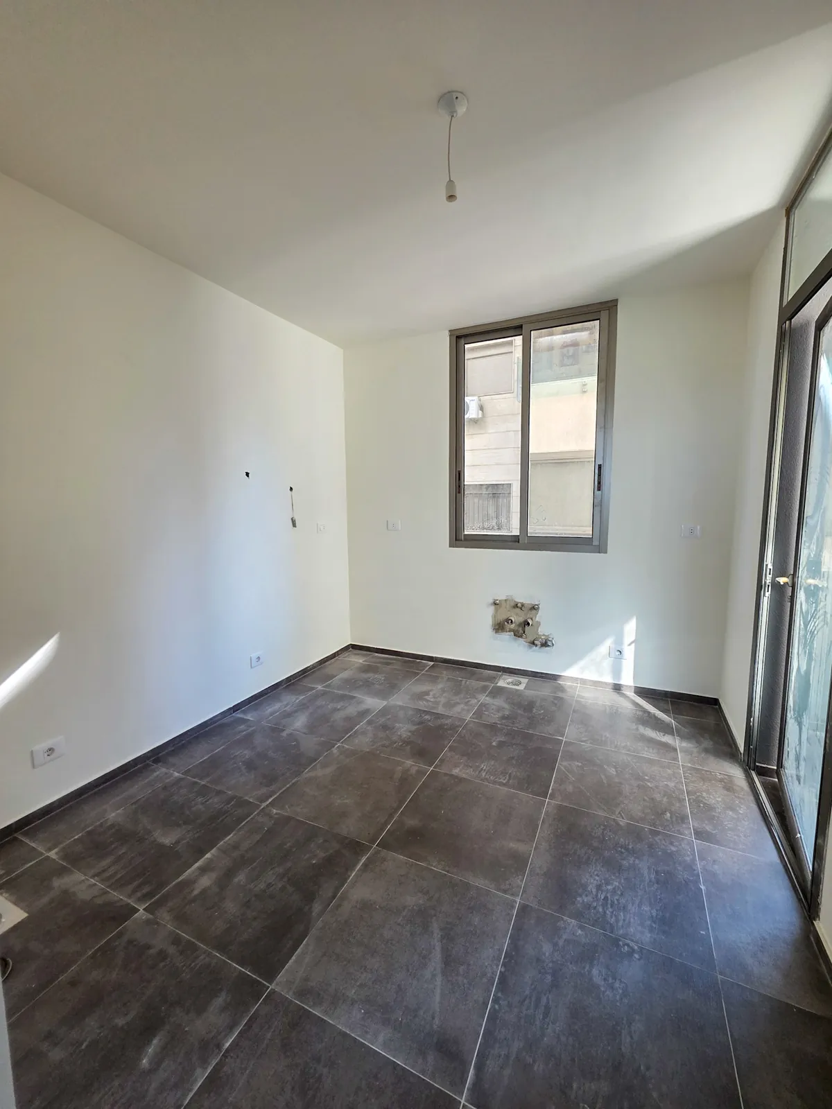New 3 Bedrooms Apartment in Mazraat Yachouh, Metn with Sea View — الصورة 3