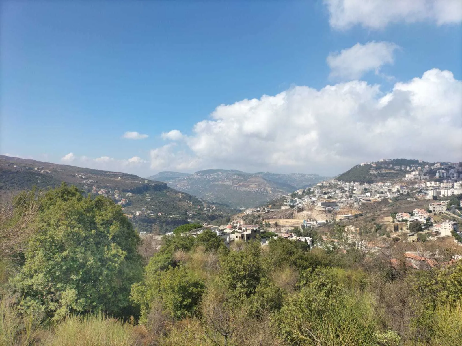 Land in Bkhechtay, Aley Overlooking the Mountains — photo 4