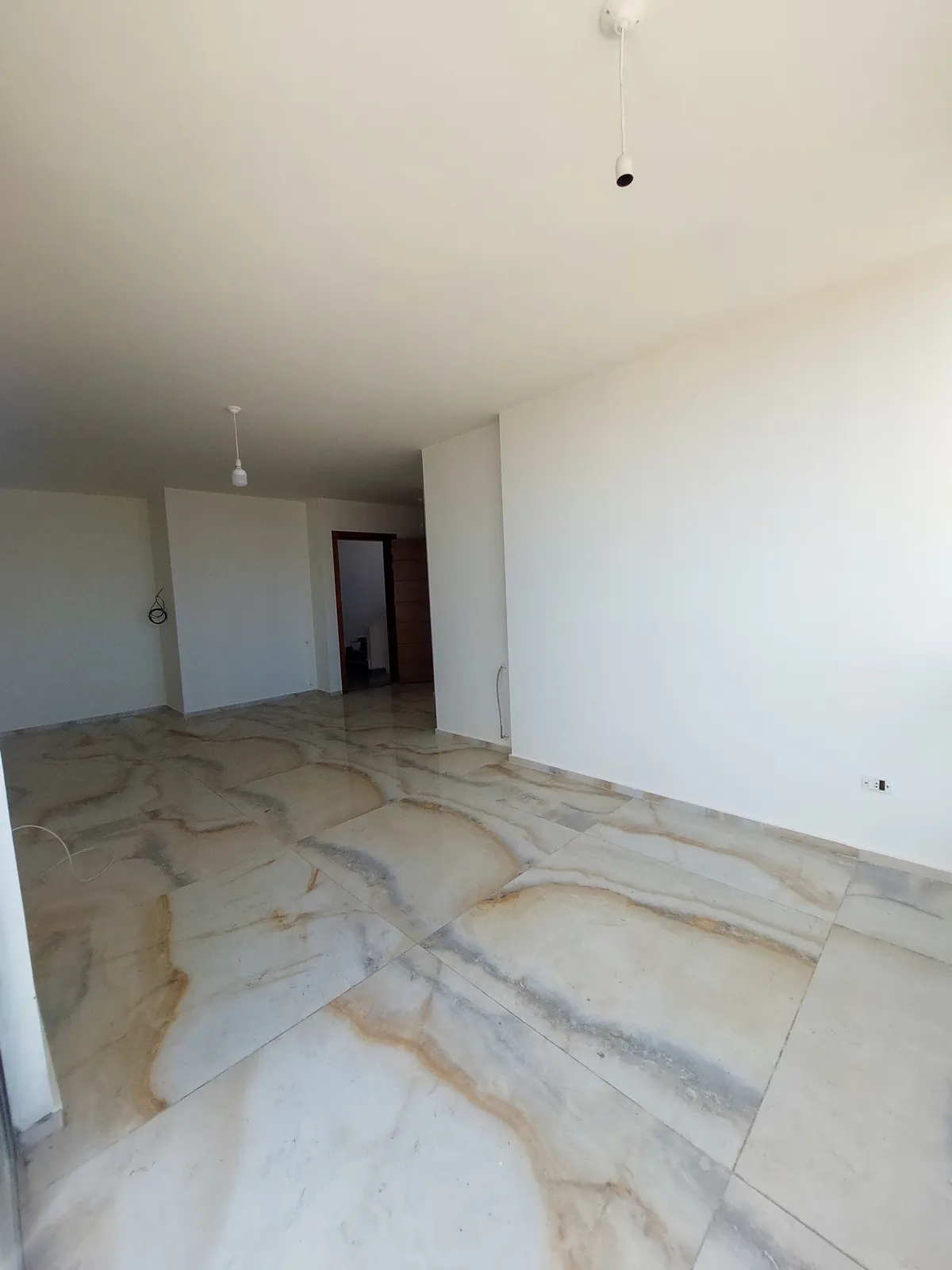 Duplex in Qornet Chehwan, Metn with Mountain View + TERRACE — الصورة 2