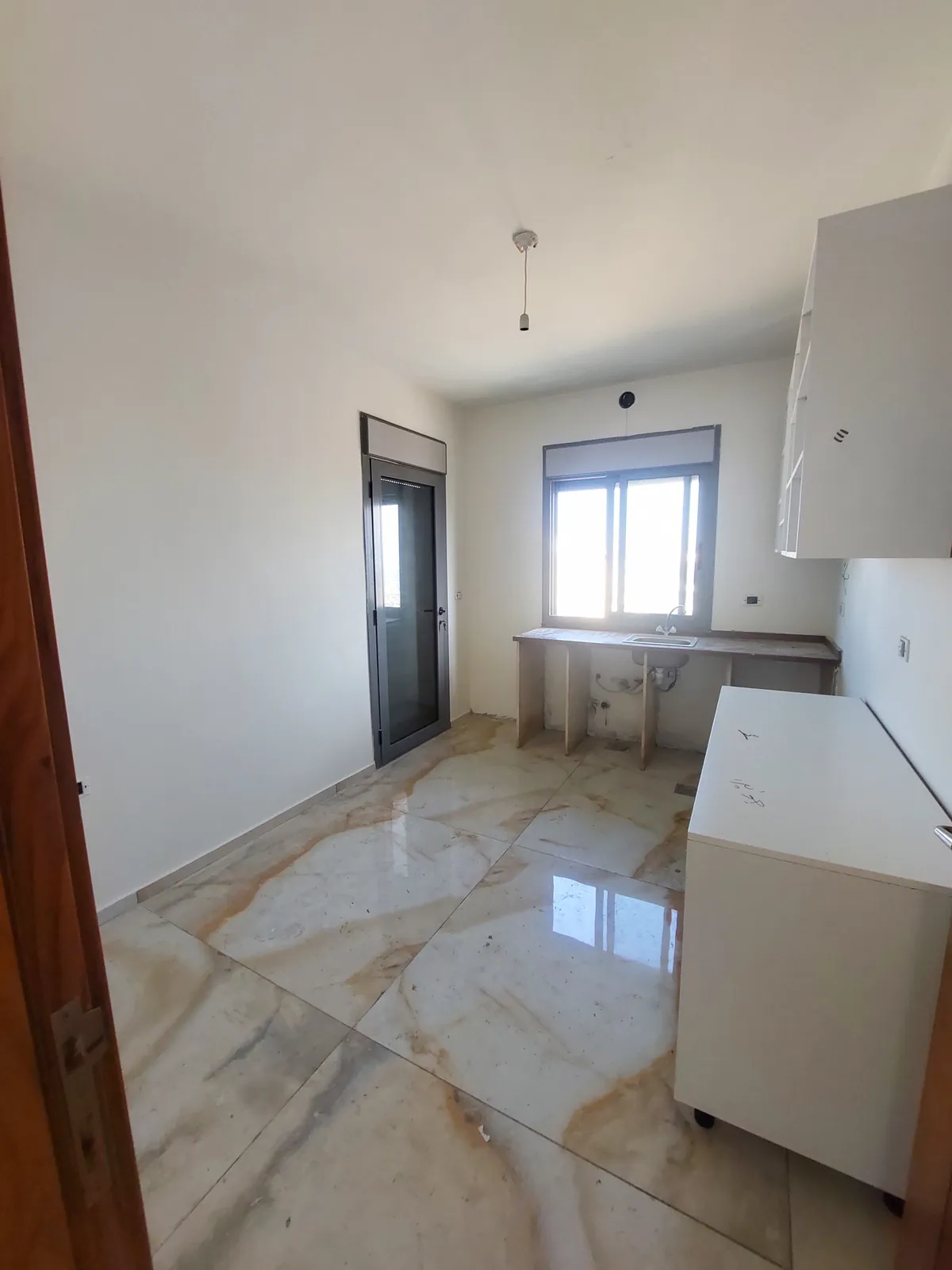 Duplex in Qornet Chehwan, Metn with Mountain View + TERRACE — الصورة 3