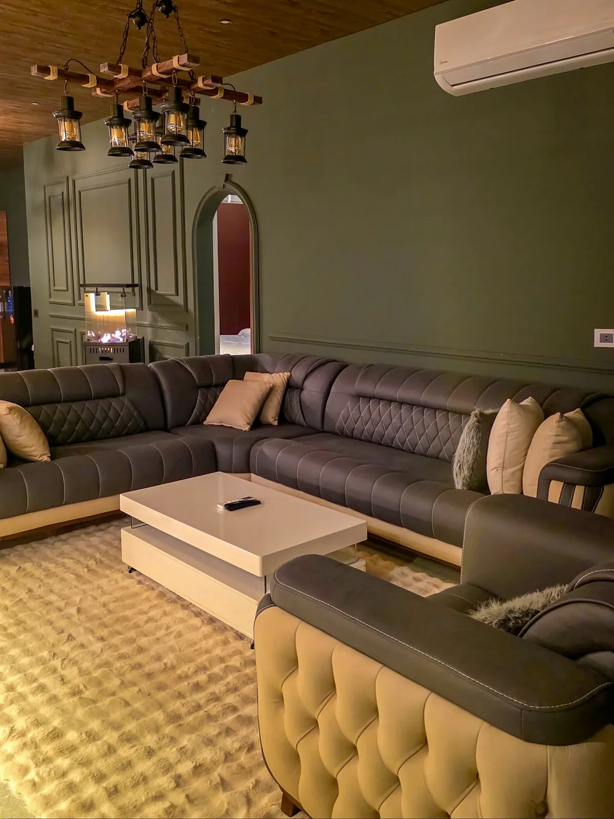 Fully Furnished Apartment in Dbayeh, Metn + Terrace/Garden — الصورة 2