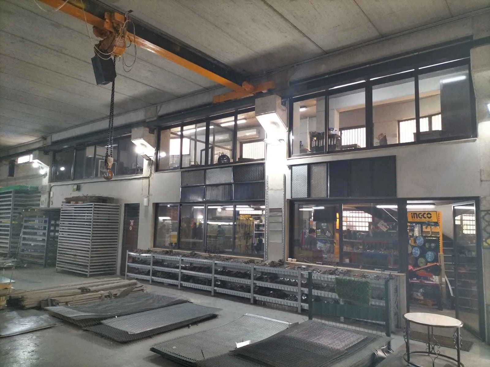 Prime Location Land & Warehouse in Jiyeh, Chouf — الصورة 5