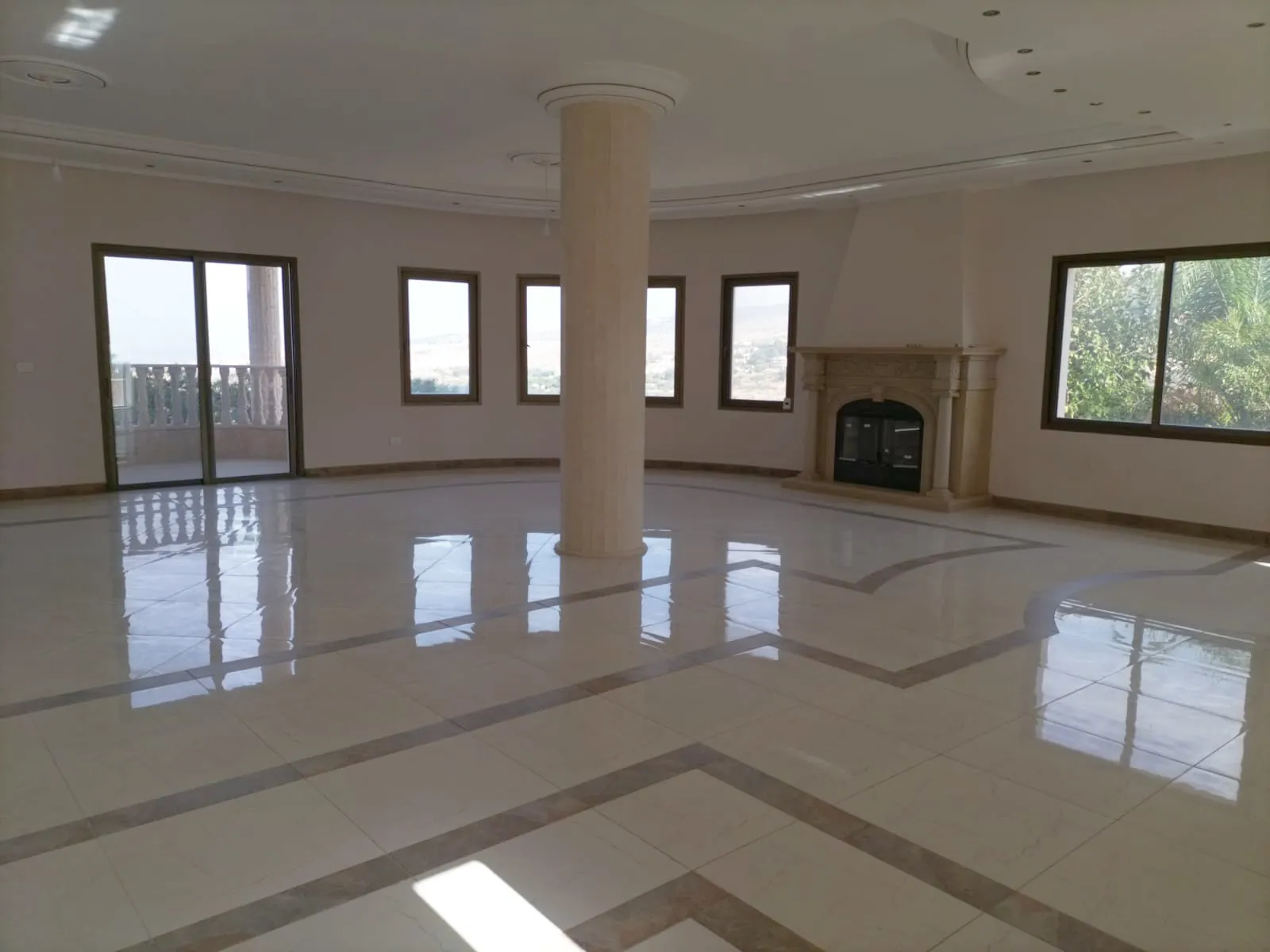 Villa in Dalhamiyeh, Chouf Overlooking the Mountains