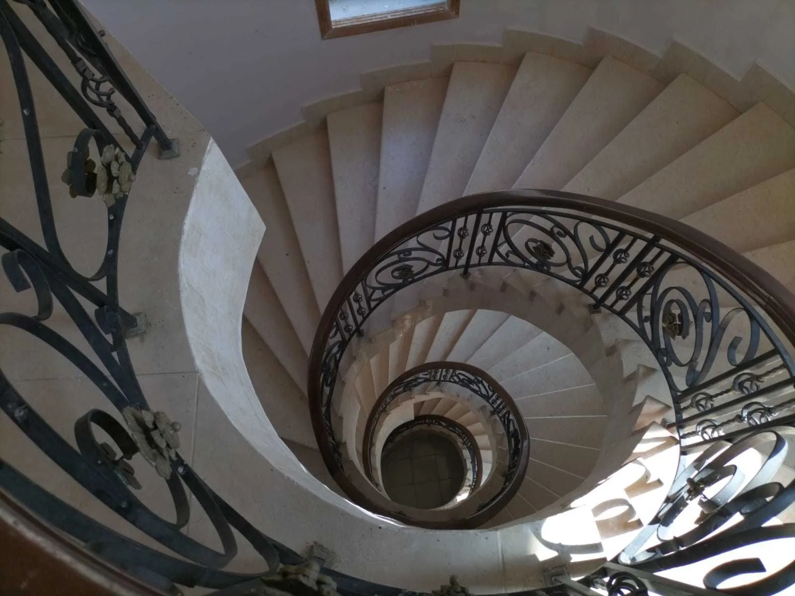 Villa in Dalhamiyeh, Chouf Overlooking the Mountains — الصورة 5