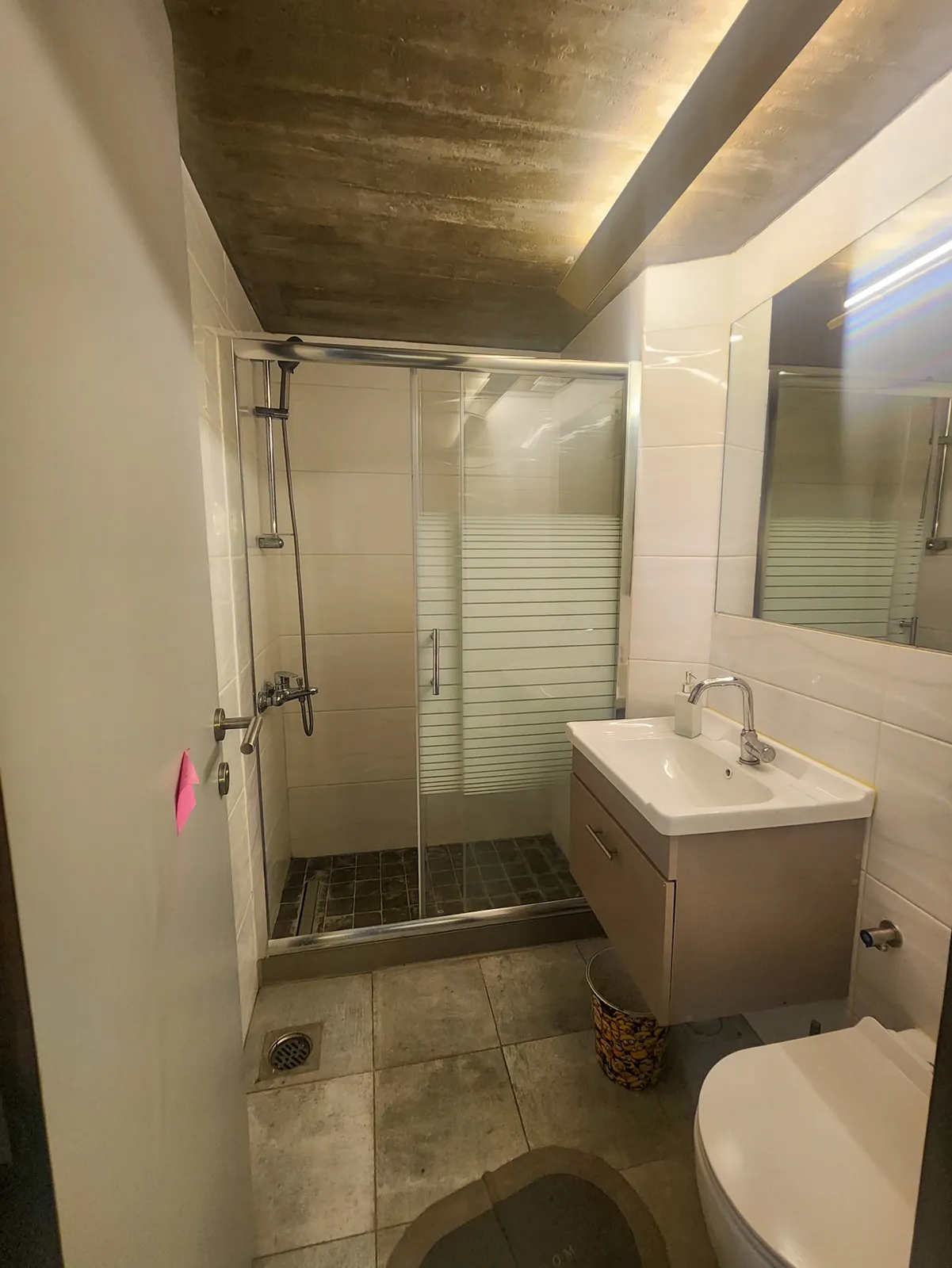 High-End Apartment in Broumana, Metn with Mountain and Sea View — الصورة 4