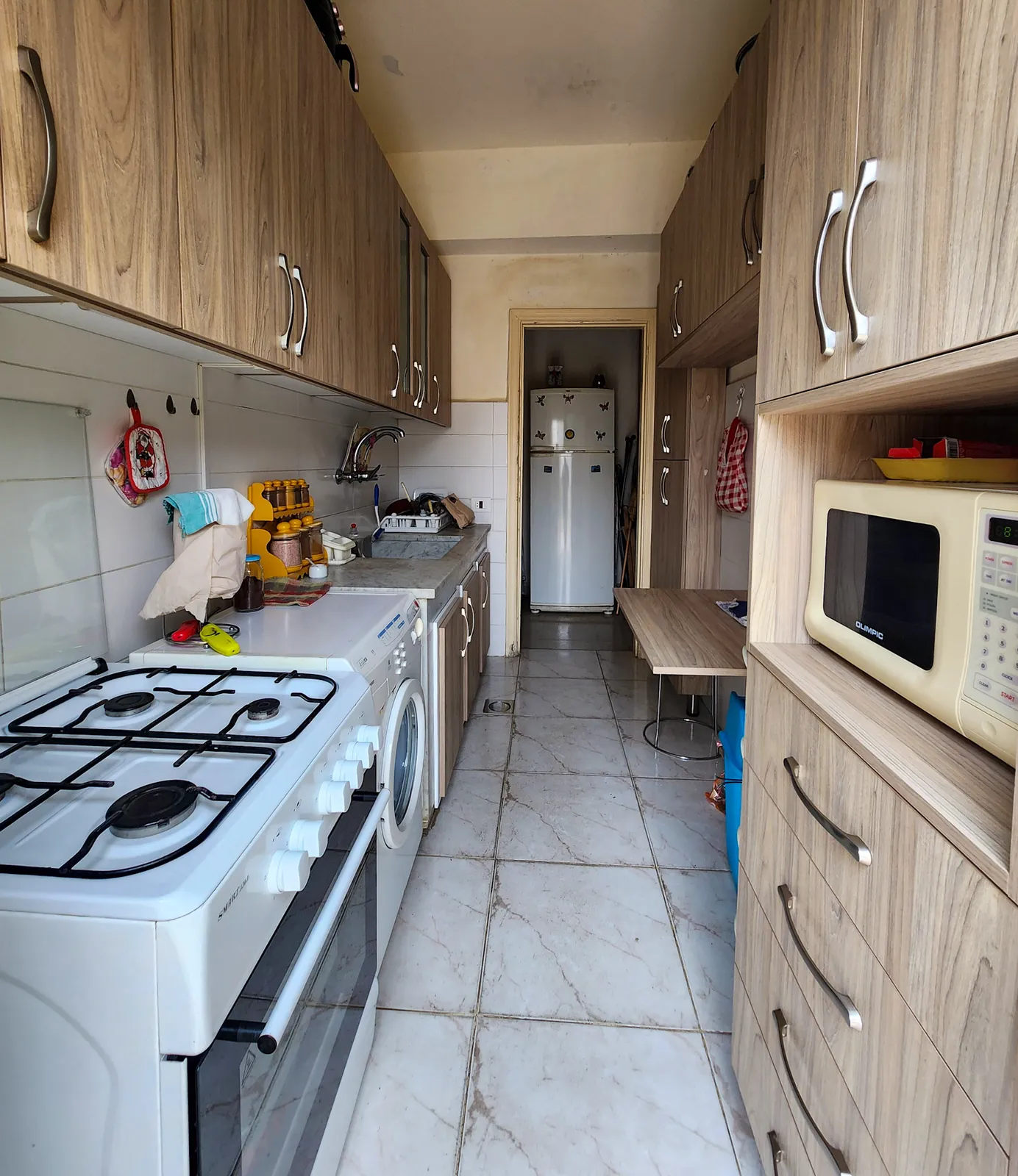 Furnished Apartment in Baabdat with Mountain View + TERRACE — الصورة 3