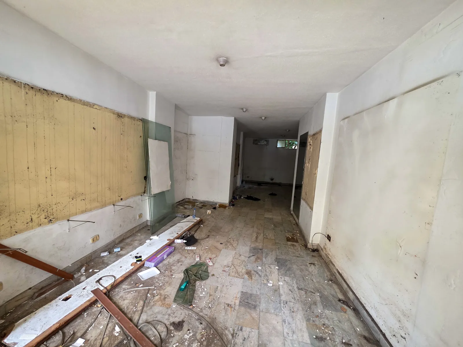Good Location Shop in Zalka, Metn — photo 3
