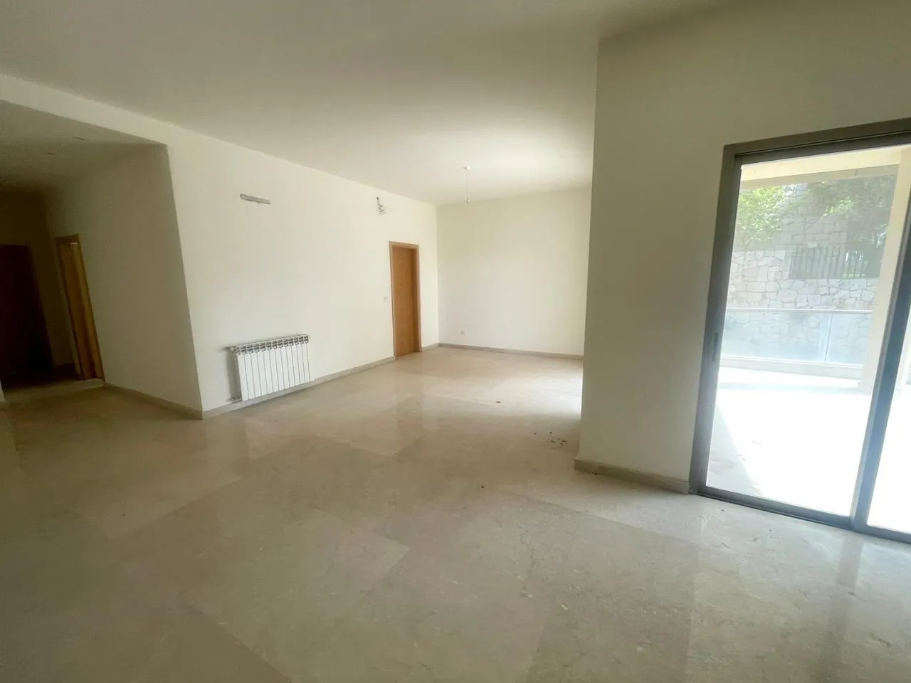 Apartment in Kfarhbab, Keserwan + 90 SQM Terrace — الصورة 2