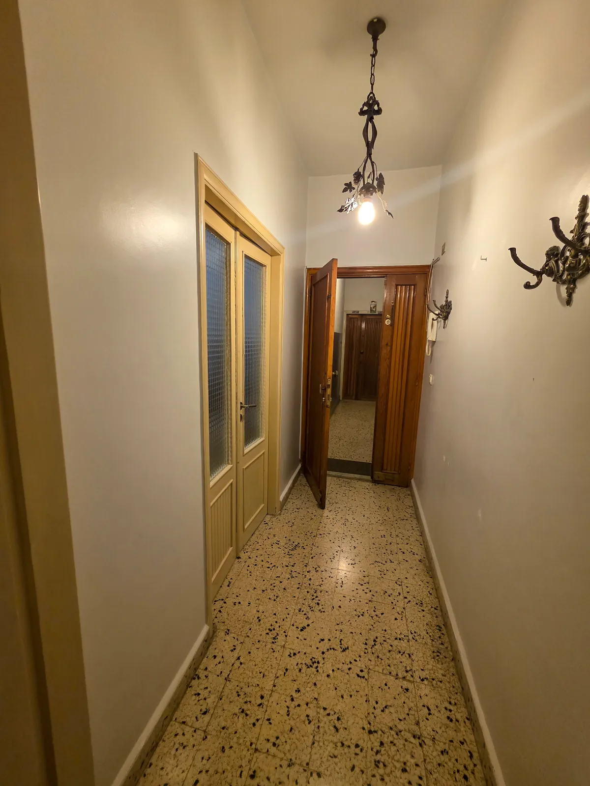 Fully Furnished Prime Location Apartment in Zalka, Metn — الصورة 5