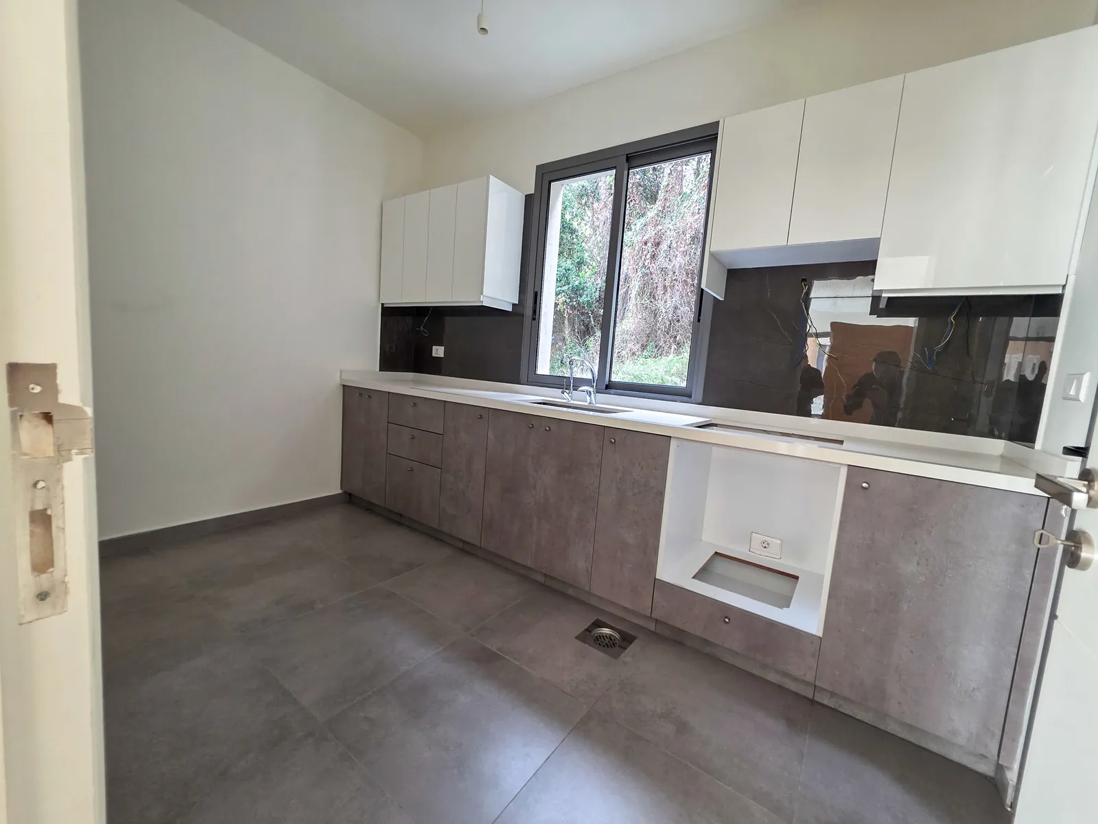 Brand New Apartment in Jal El Dib, Metn — photo 4