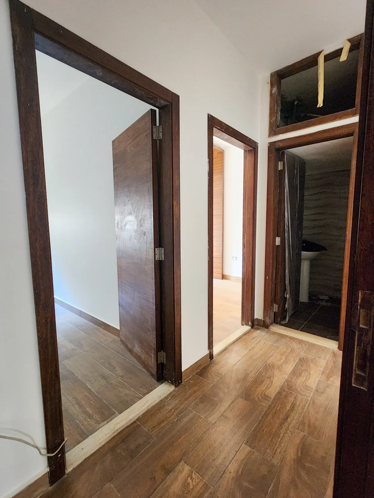House Loan Eligible- Decorated Apartment in Baabdat ( Qanabet ), Metn with a Partial Mountain View — الصورة 4