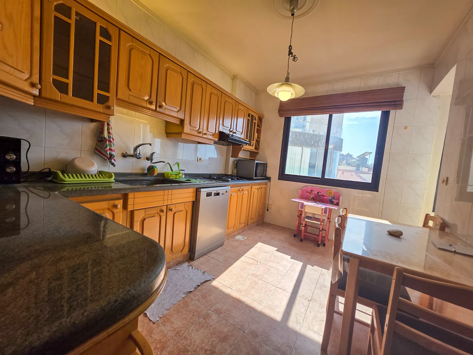 Furnished Apartment in Zikrit, Metn with Sea and Mountain View — الصورة 4
