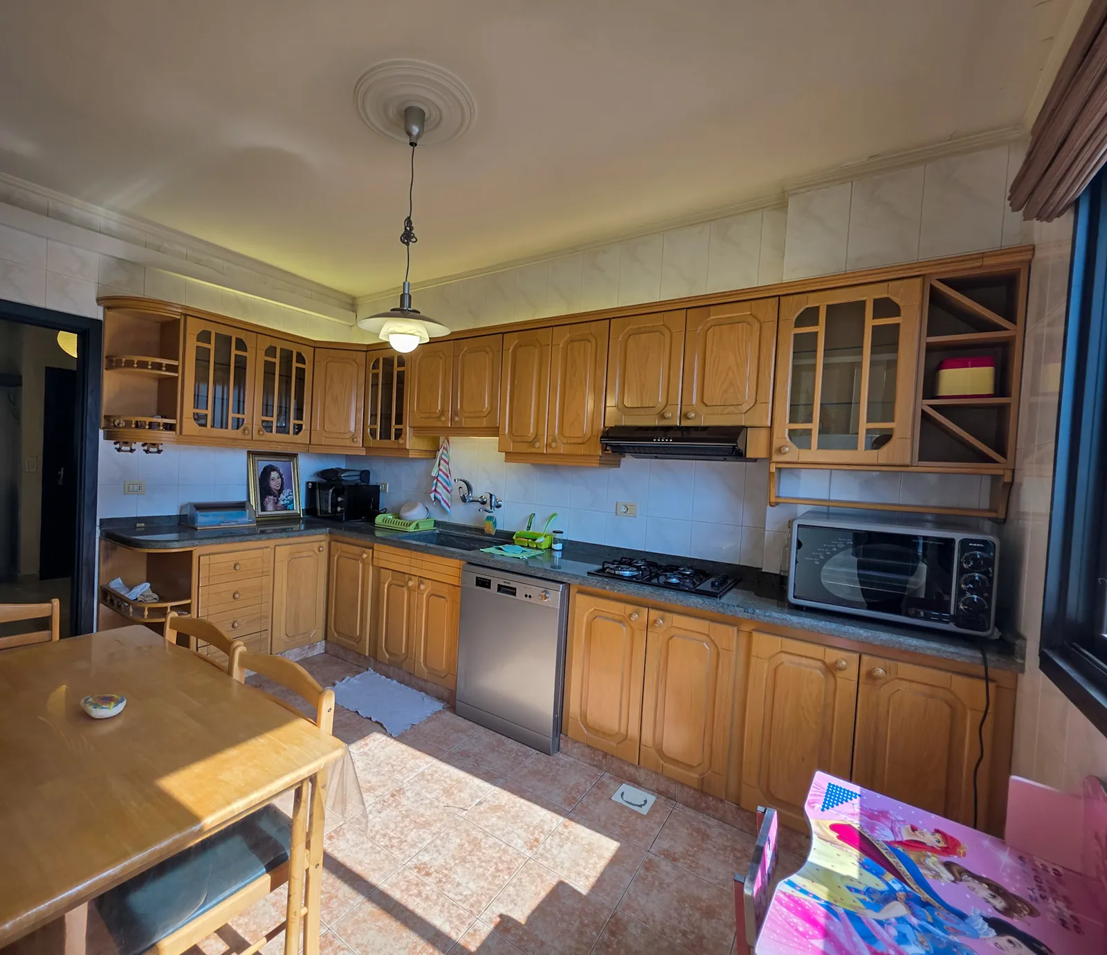 Furnished Apartment in Zikrit, Metn with Sea and Mountain View — الصورة 5
