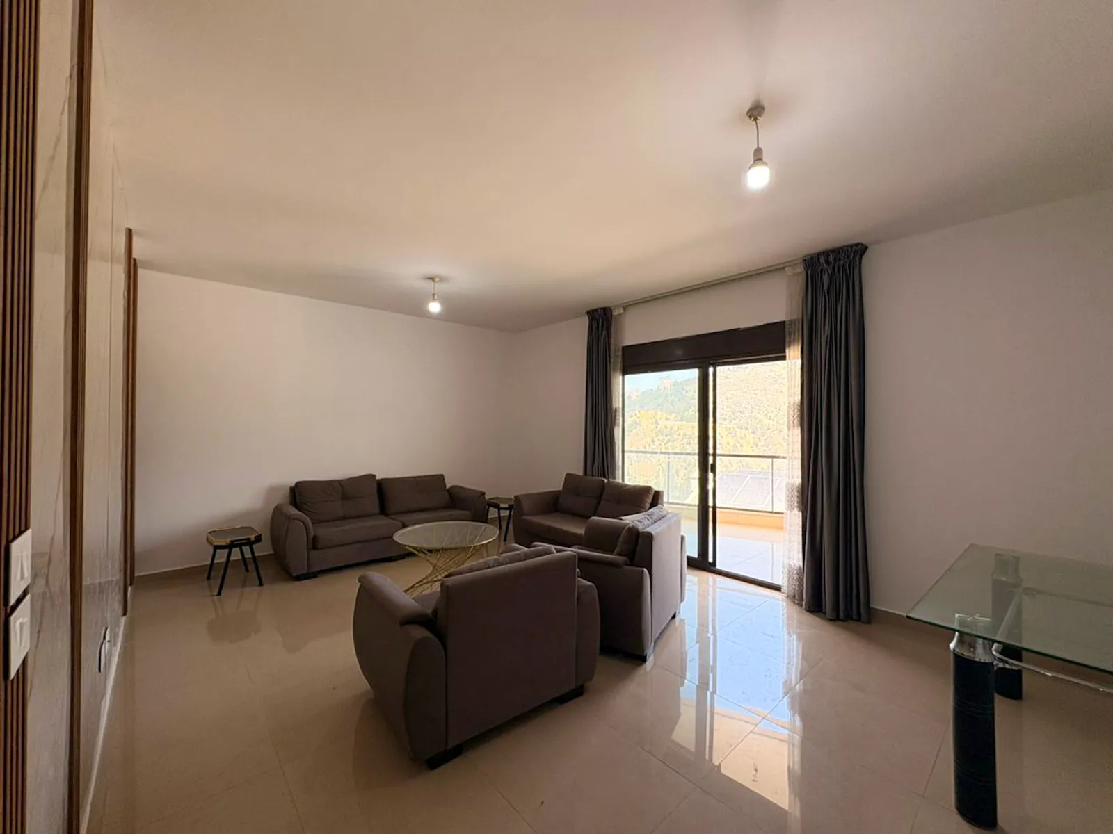 Prime Location New Apartment in Zikrit, Metn with Mountain View — الصورة 2