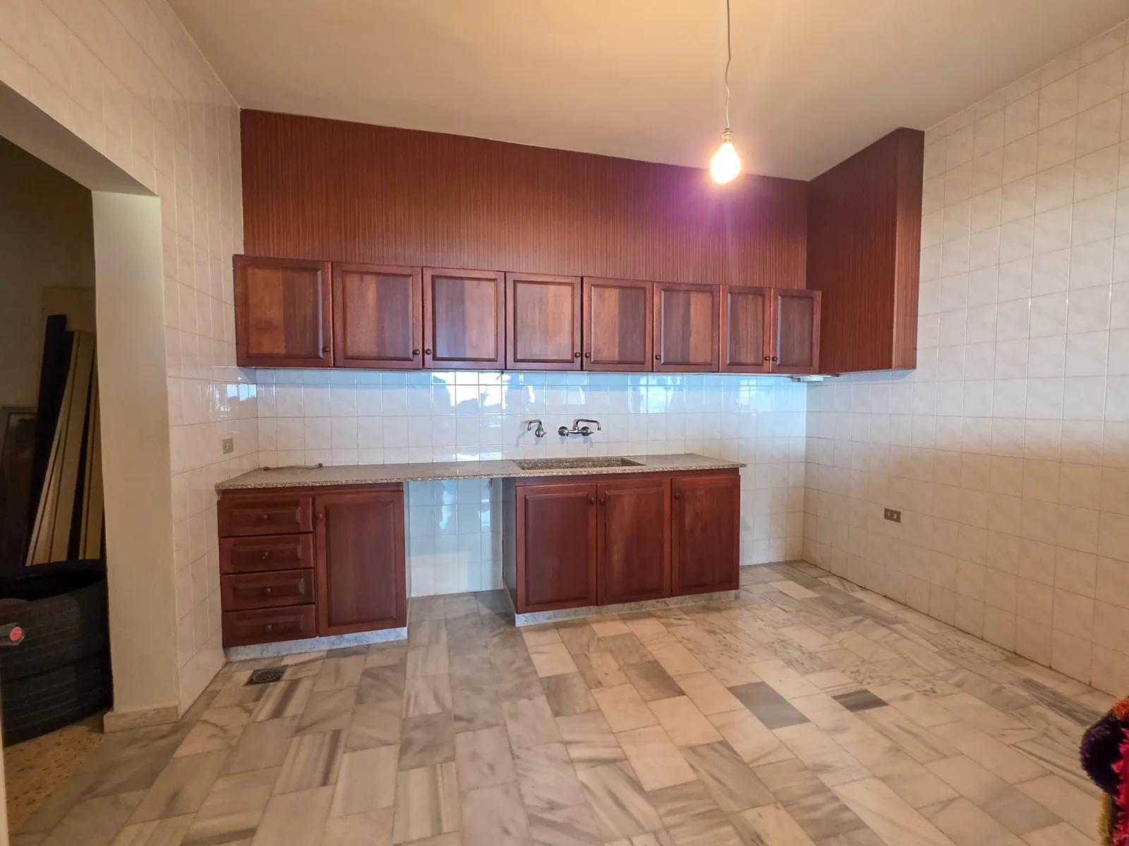 Prime Location Spacious Apartment in Ain Alak, Metn with Sea View — photo 4