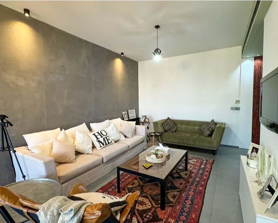Decorated Apartment in Zikrit, Metn with a Mountain View — الصورة 5