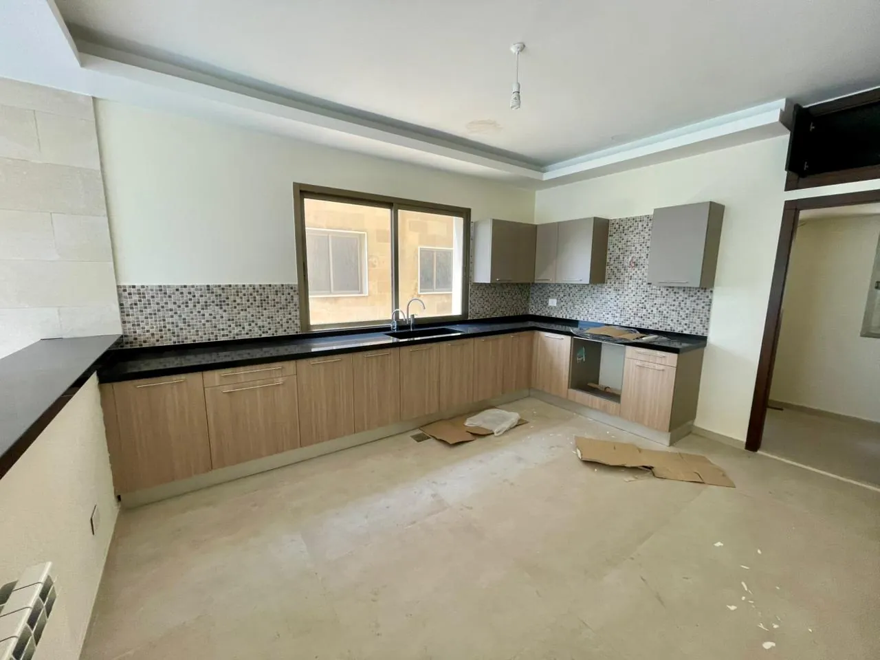 Apartment for Rent/Sale in Kfarhbab in a Very Calm Area — الصورة 4