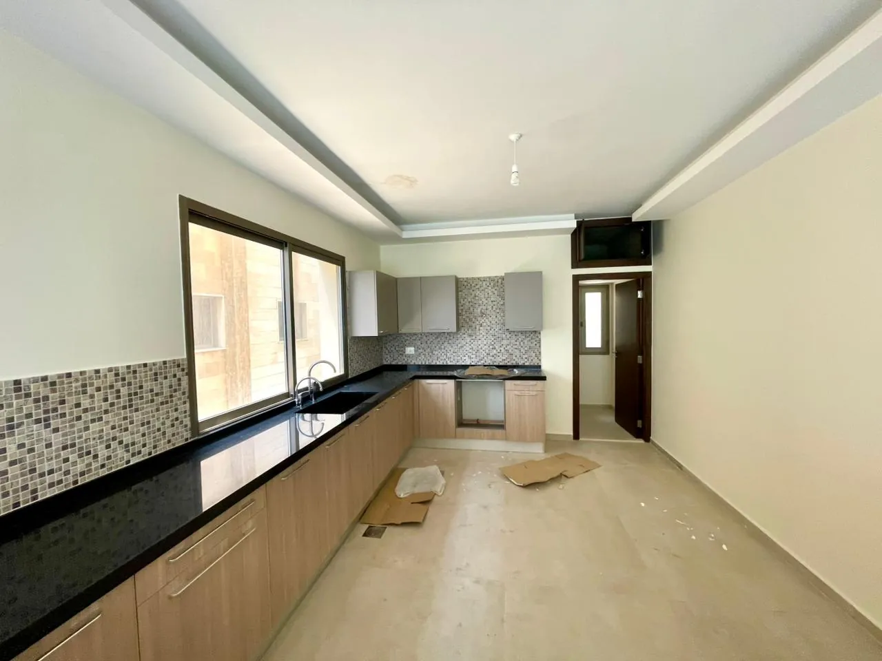 Apartment for Rent/Sale in Kfarhbab in a Very Calm Area — الصورة 5