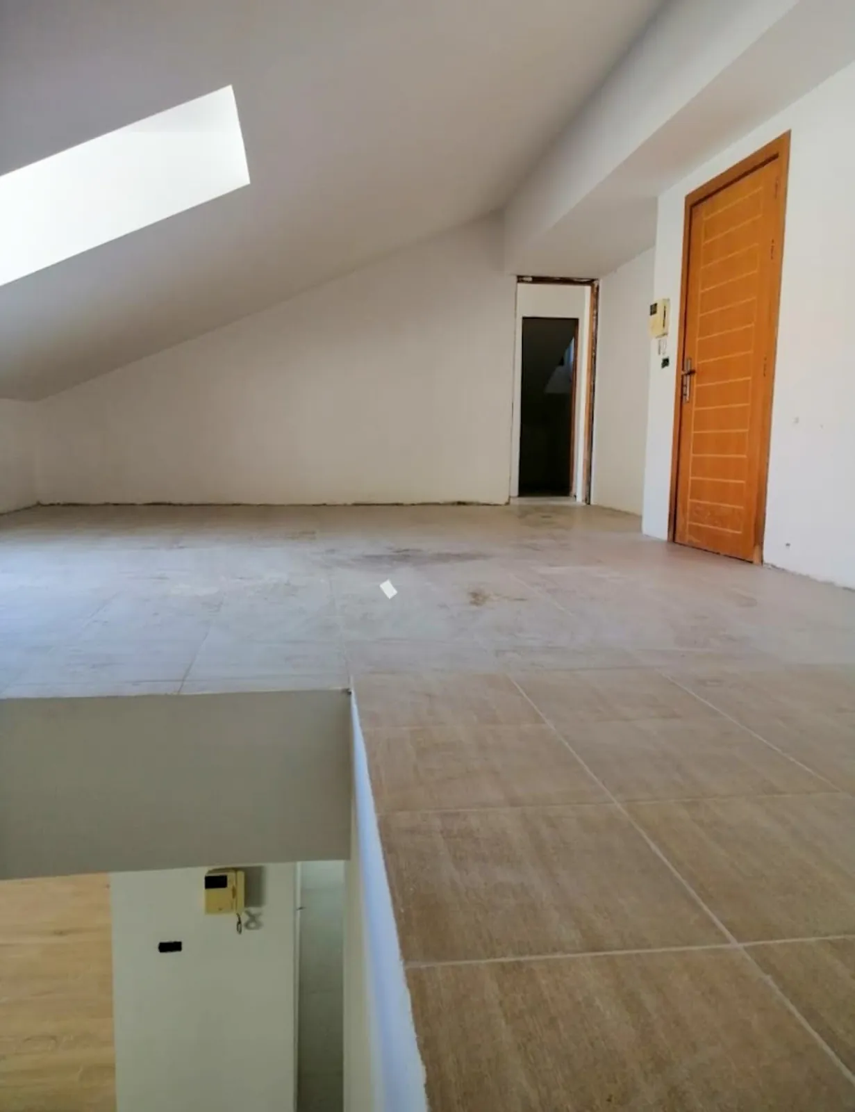 Duplex in Bsalim, Metn with a Breathtaking Sea View and Terrace — photo 5