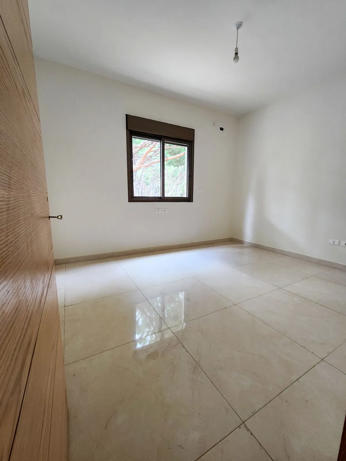 Prime Location Apartment in Broumana, Metn with a Mountain View — الصورة 3
