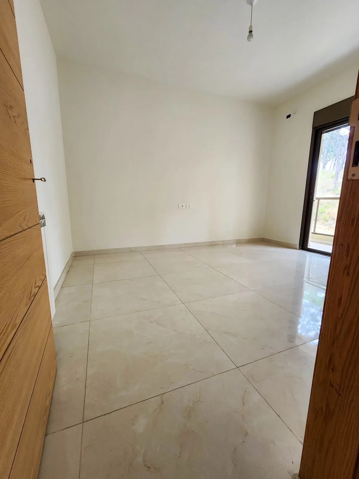 Prime Location Apartment in Broumana, Metn with a Mountain View — الصورة 4