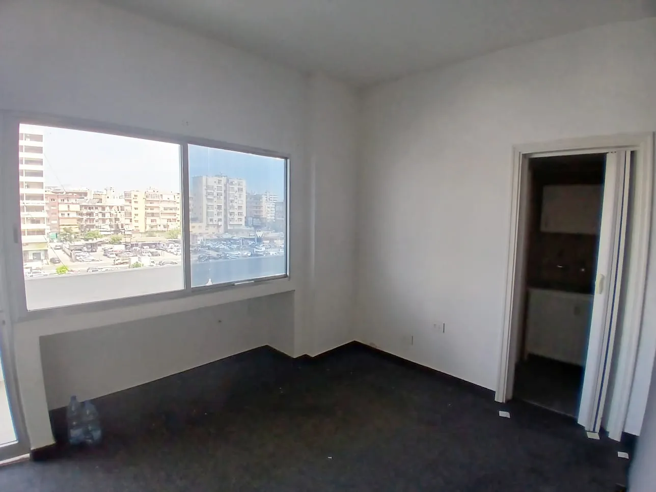 Prime Location Office in Bauchrieh, Metn