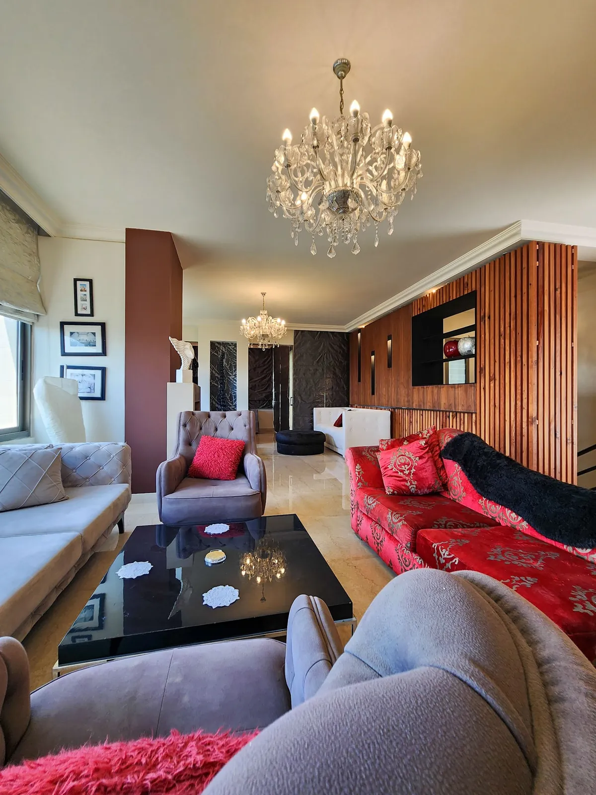 FURNISHED Triplex Villa in Baabdat, Metn with a Breathtaking Mountain View — الصورة 4