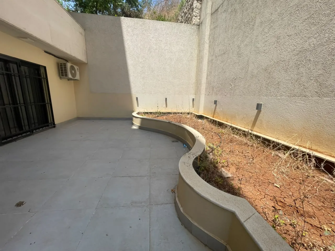 230 SQM Prime Location Apartment in Kfarhbab + 150 SQM TERRACE — الصورة 5