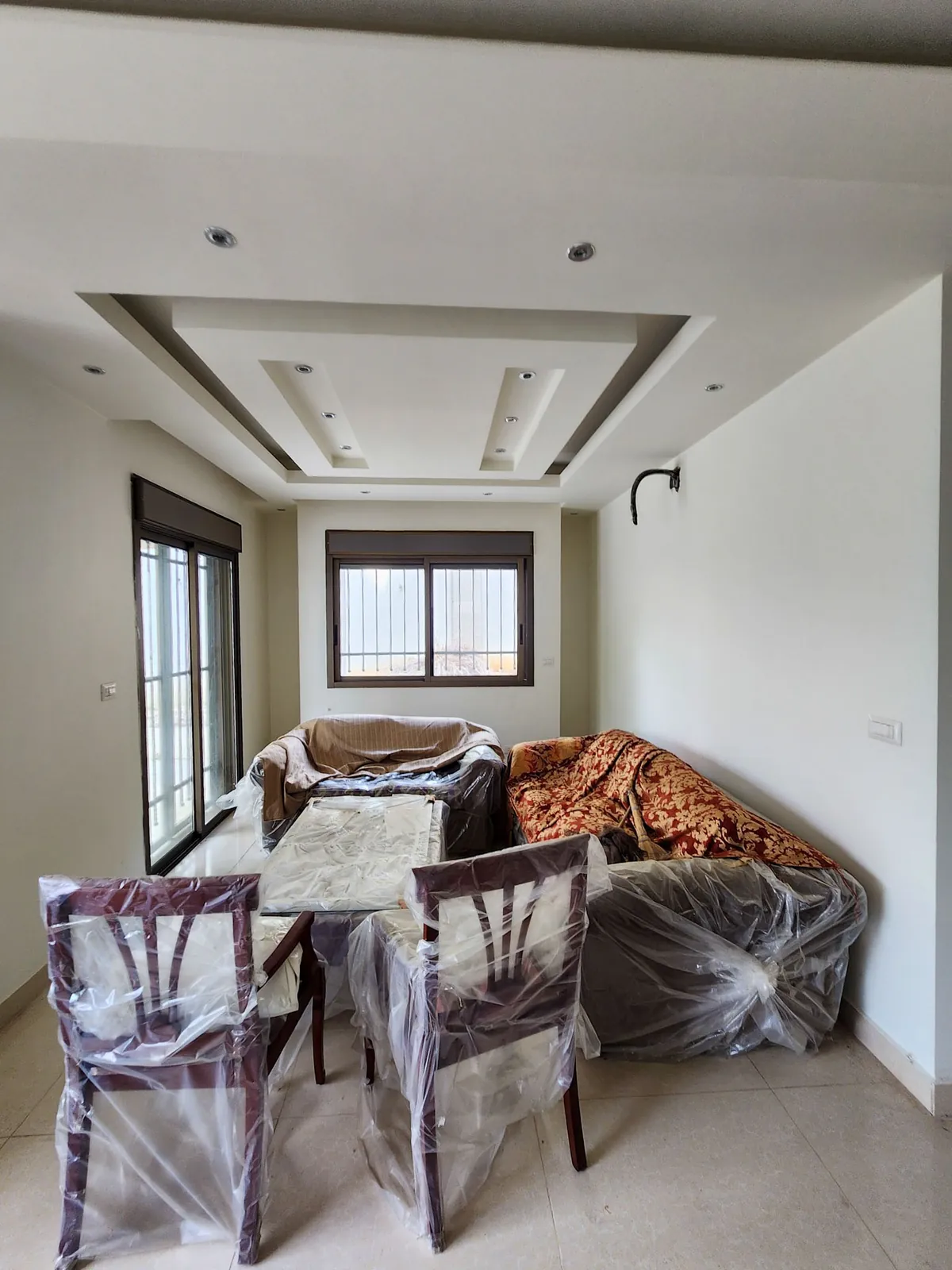 Apartment in Jouret El Ballout , Metn with Partial View +Terrace /Garden — photo 3