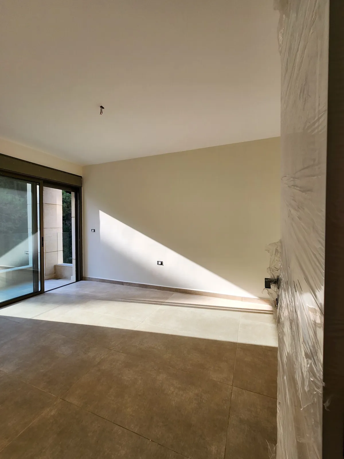 HIGH END Luxurious Apartment in Baabdat, Metn + Mountain View — الصورة 2