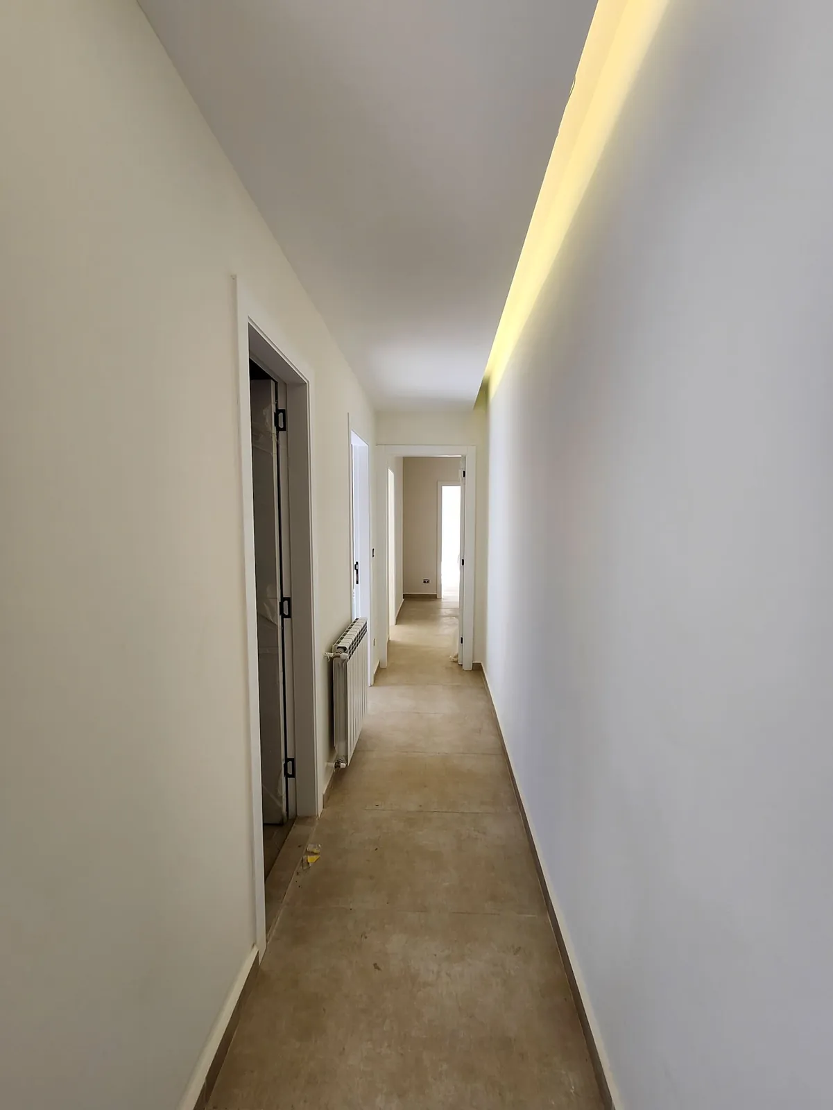 HIGH END Luxurious Apartment in Baabdat, Metn + Mountain View — الصورة 4