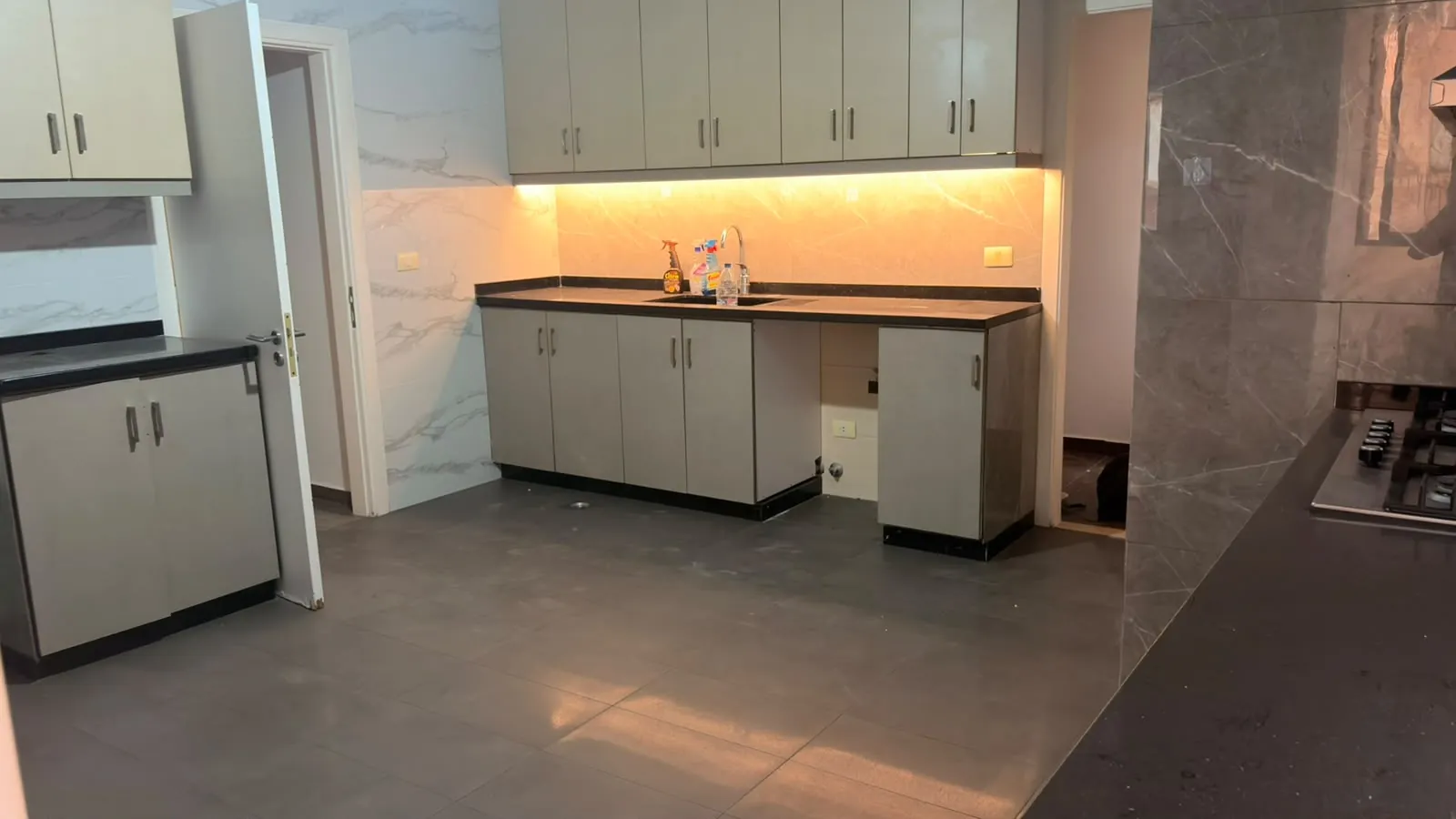 Prime Location Apartment in Mansourieh, Metn with Sea View + TERRACE — photo 4