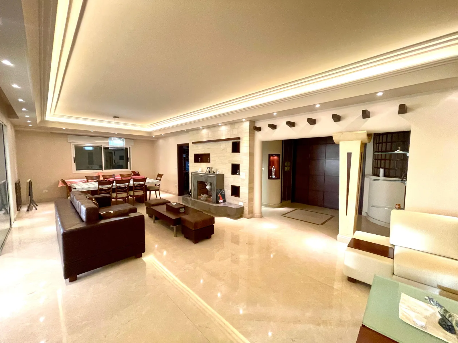 Furnished Apartment for Rent in Kfarhbab with an Amazing Sea View — الصورة 4