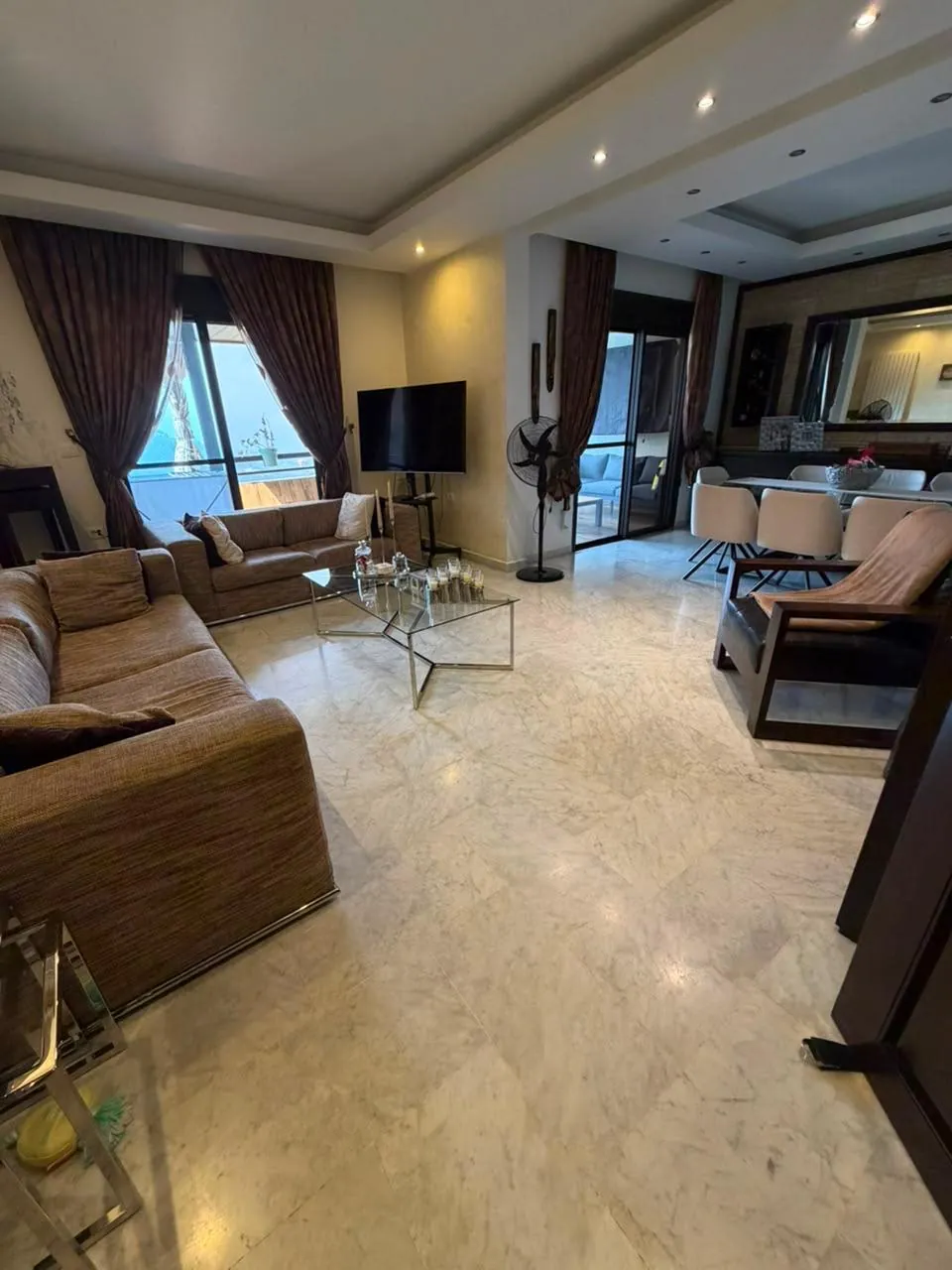 Apartment for Sale in Kfour in a Very Calm Area — الصورة 3