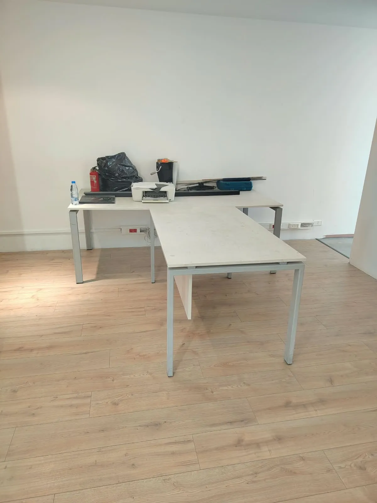 Prime Location Office in Hazmieh, Baabda — الصورة 4
