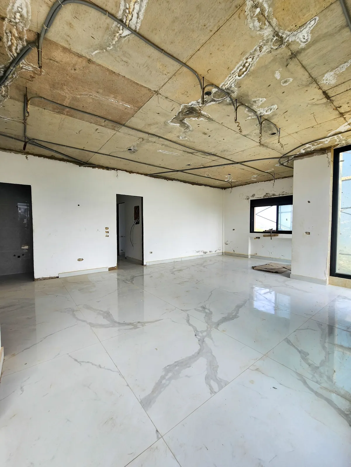 PAYMENT FACILITIES | Apartment in Broumana , Metn with a Breathtaking Mountain View — الصورة 2