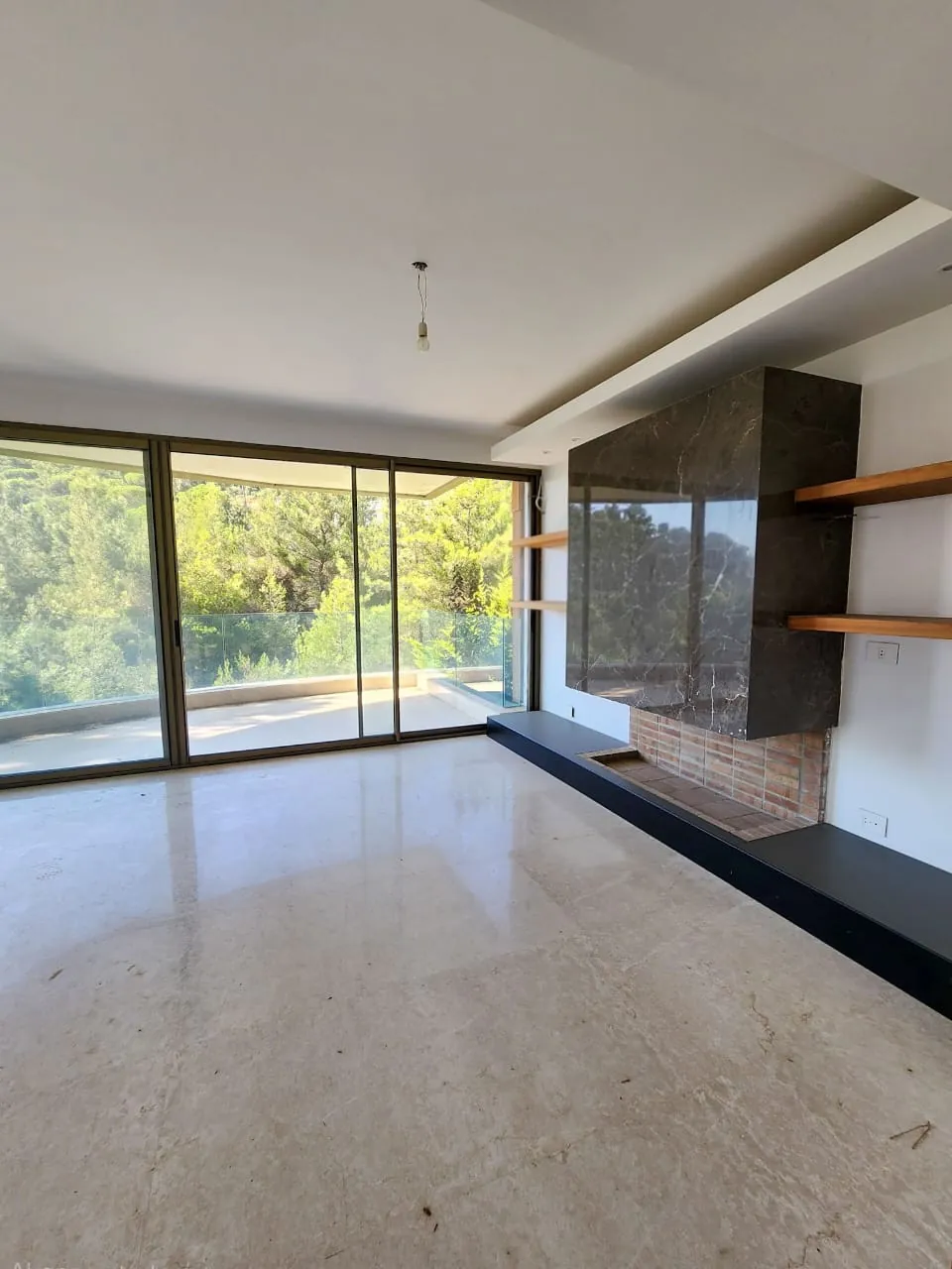HIGH END Apartment for Sale/RENT in Baabdat, Metn with a Breathtaking Mountain View — الصورة 3