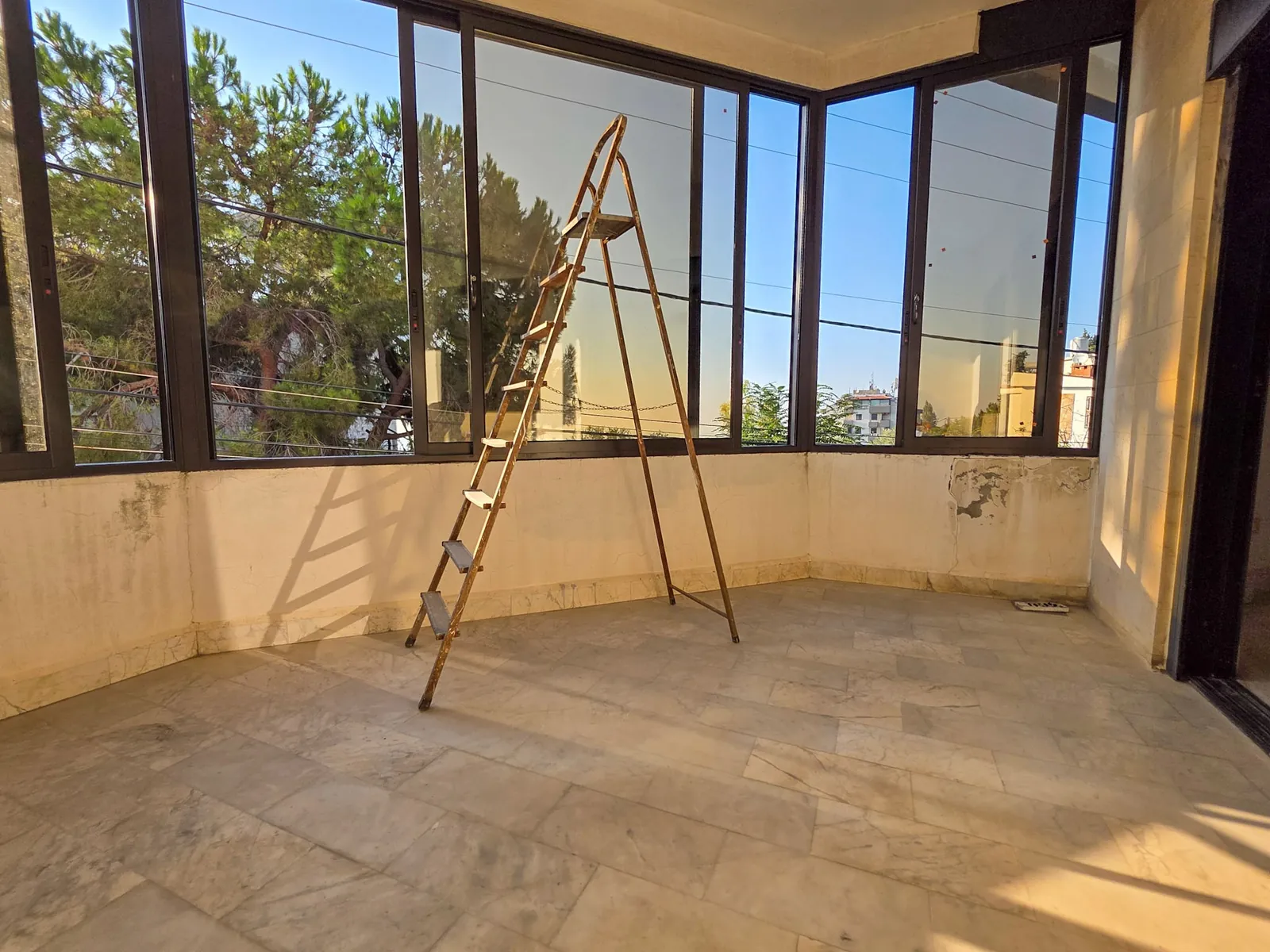 Three Bedroom Apartment in Ain Aar, Metn — الصورة 3