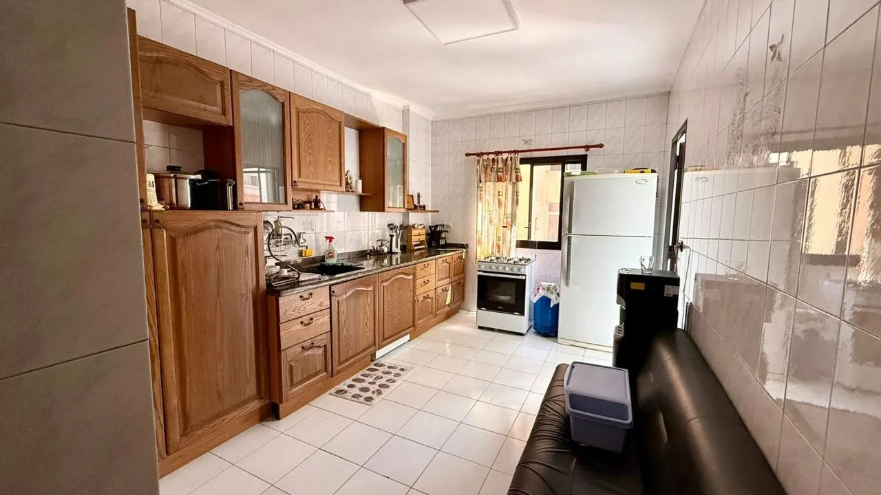 Prime Location Spacious Apartment in Naccache, Metn — الصورة 4