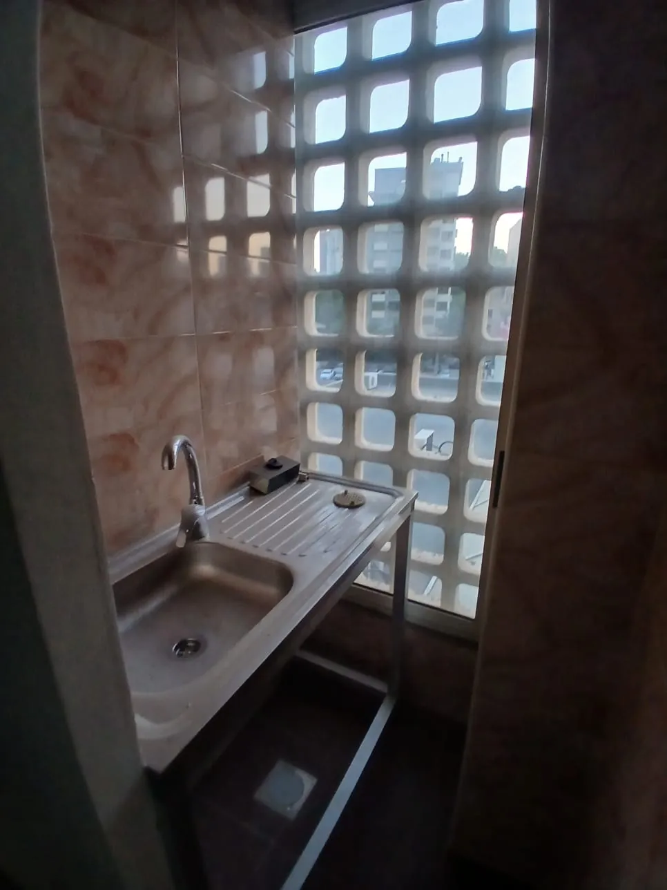 Prime Location Office in Sin El Fil, Metn — الصورة 4