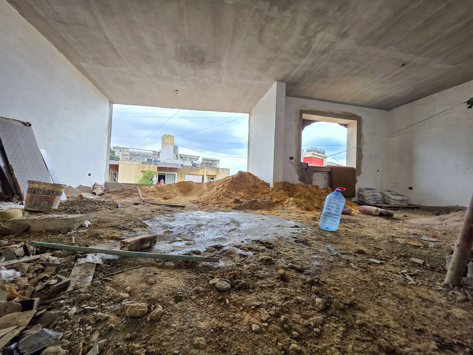 Under Construction Apartment in Aoukar, Metn