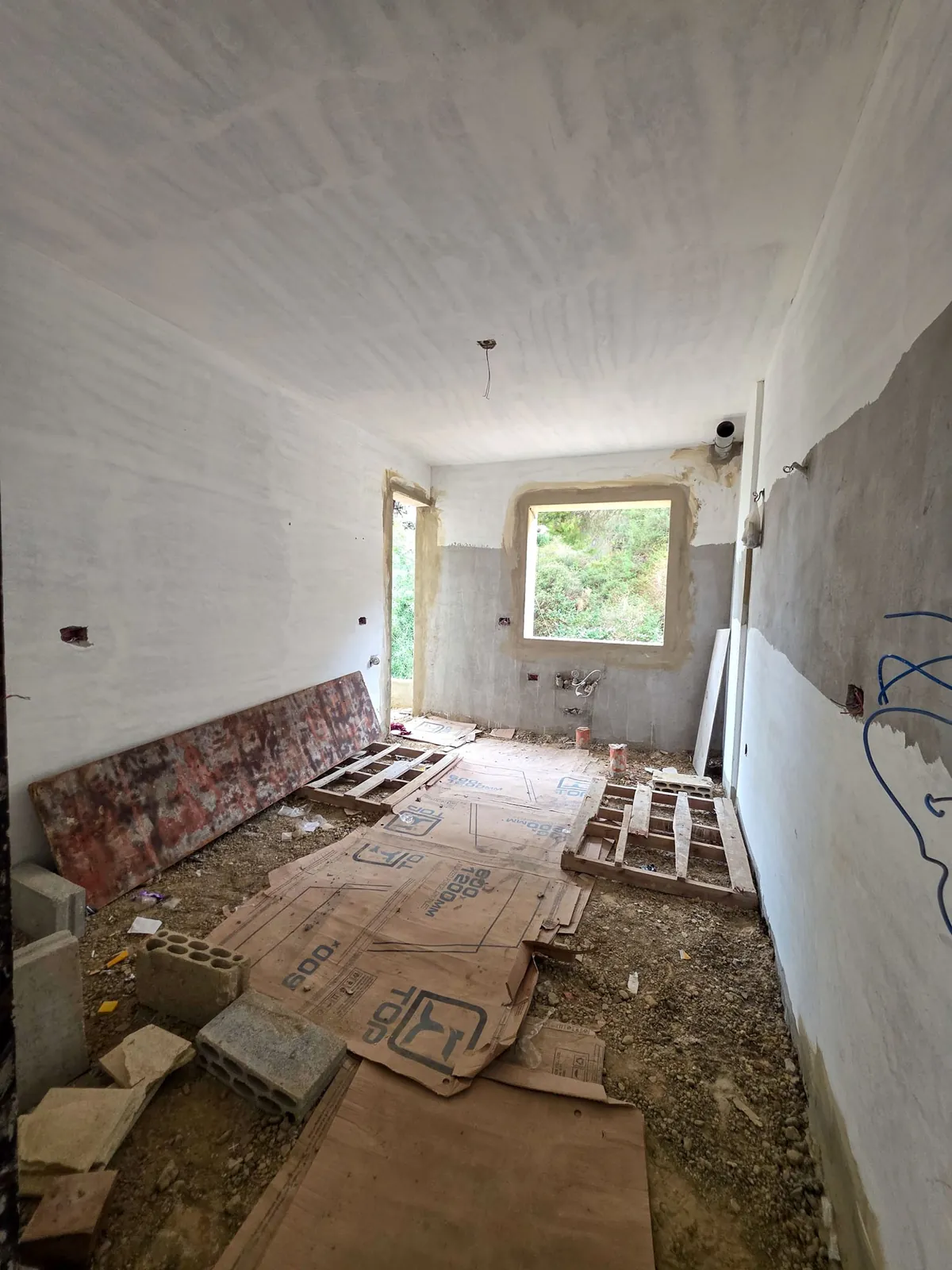 Under Construction Apartment in Aoukar, Metn — photo 2