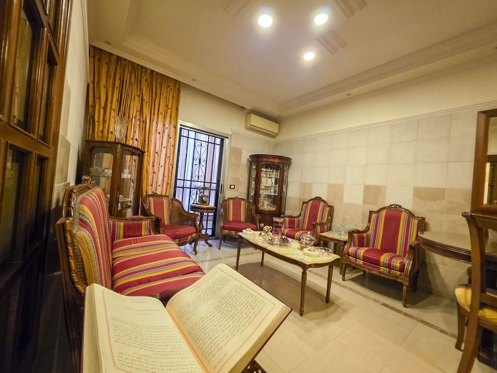 Furnished Prime Location Apartment in Mazraat Yachouh, Metn — الصورة 2