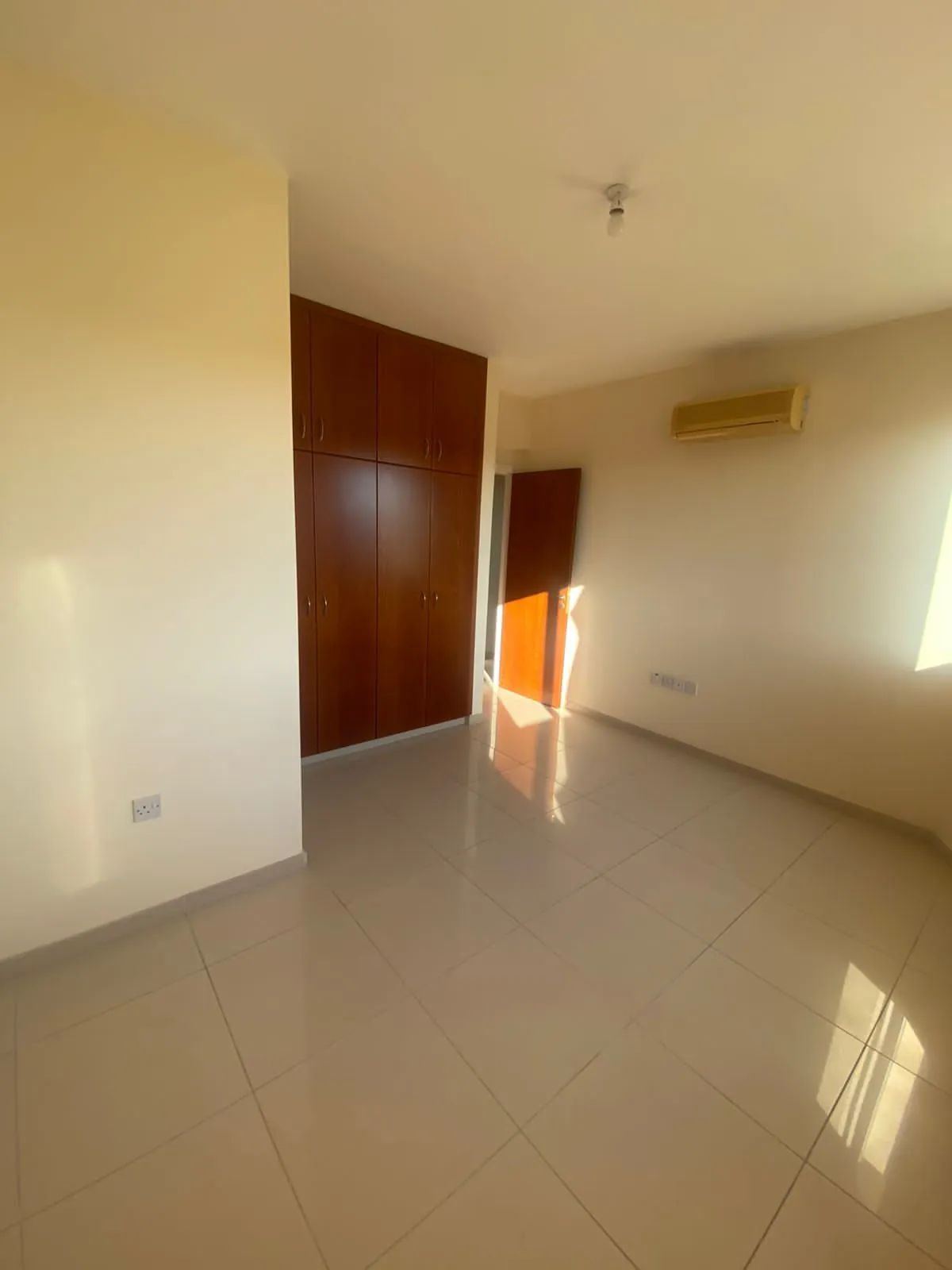 Apartment in Mackenzie, Cyprus — photo 3