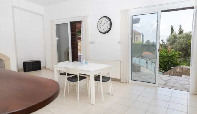 Villa in Paphos, Cyprus with Full Panoramic Sea and Mountain View — photo 3